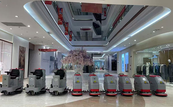 商场镇原洗地机交机展示现场